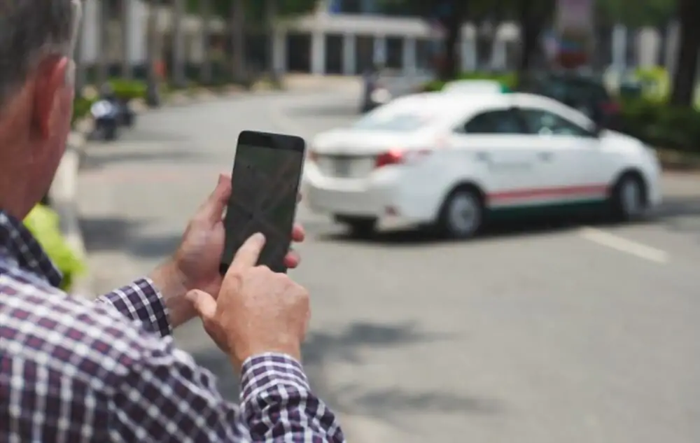 جهاز تتبع السيارات : ما هو وكيف يعمل 1 جهاز تتبع السيارات