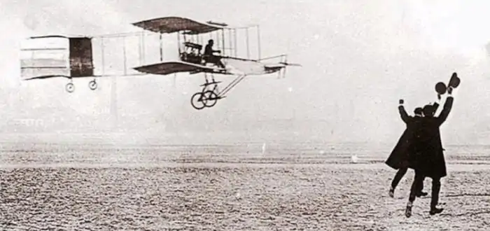 قصة اختراع الطائرة